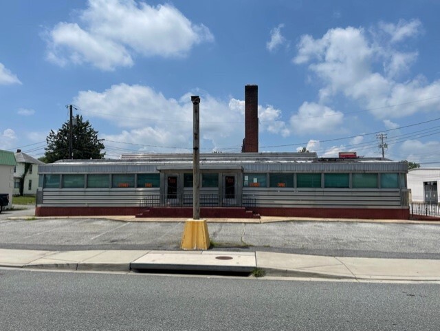 The New Ideal Diner building, 2021
